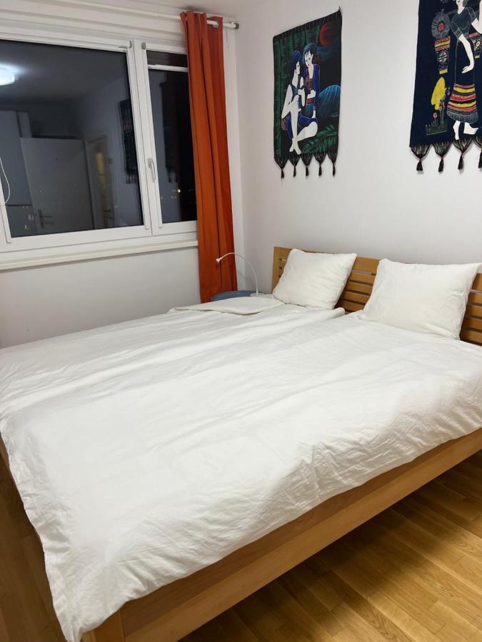 Modern Apartment Bei U Bahn Simmering Vienna Exterior photo